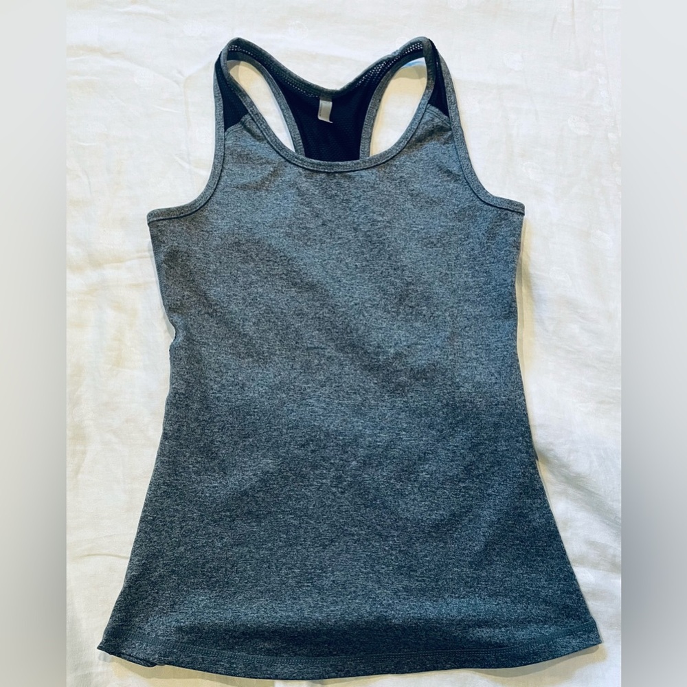Women’s gray workout Tank Top